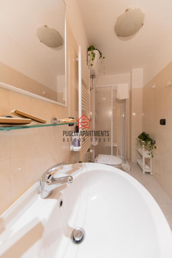 Casa Flamingo Per 4 Persone Nel Centro Di Bari Apartamento Exterior foto